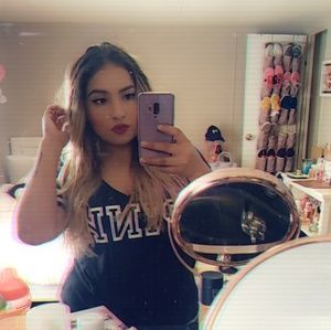 Meet your Posher, Juliana